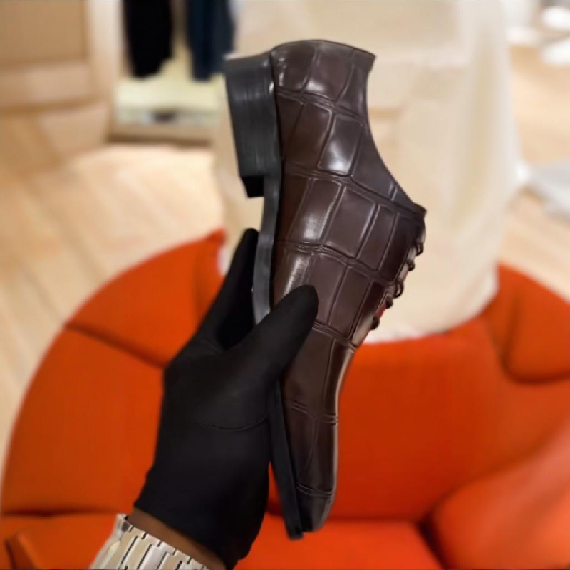 Men's Classic Crocodile Leather Oxfords