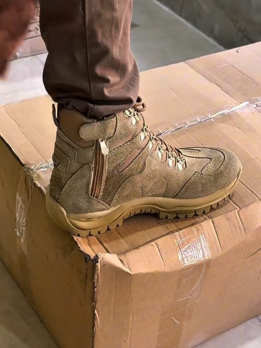 Men's Lace-Up Work Boots