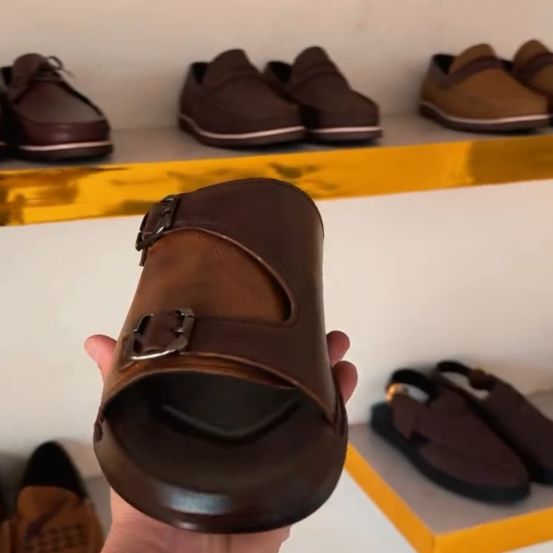 Men's Brown Leisure Slippers