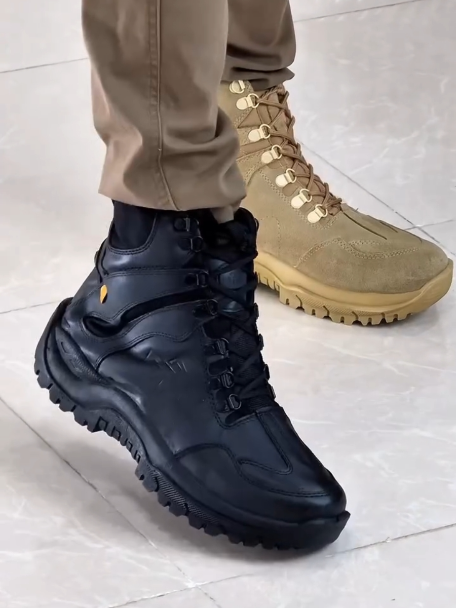 Men's Lace-Up Work Boots