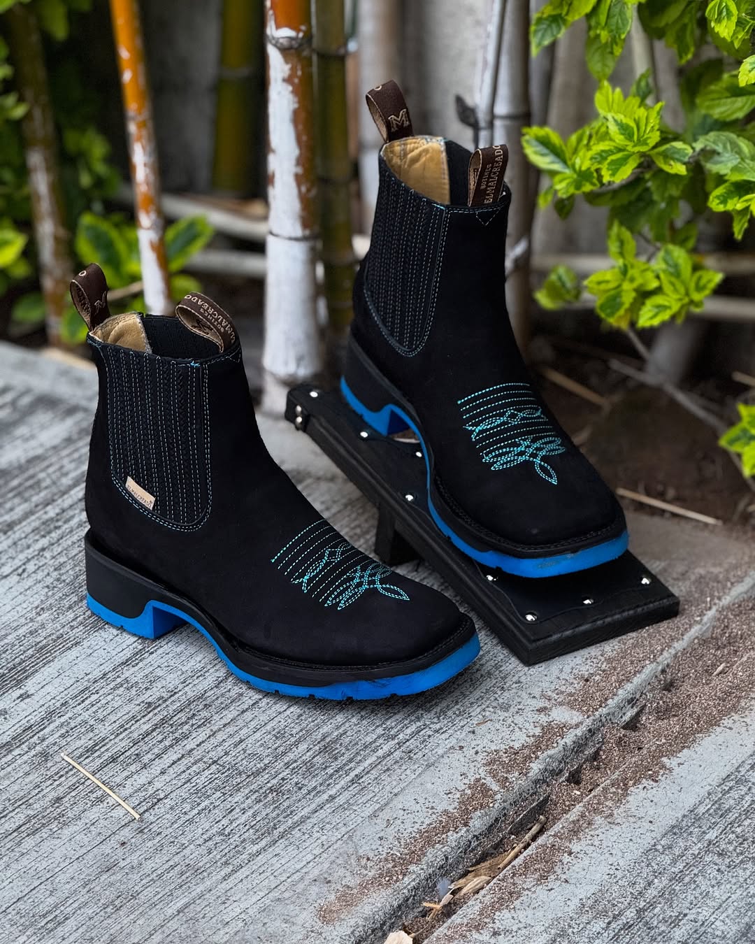 New Men's Zeus Blue Angel Boots