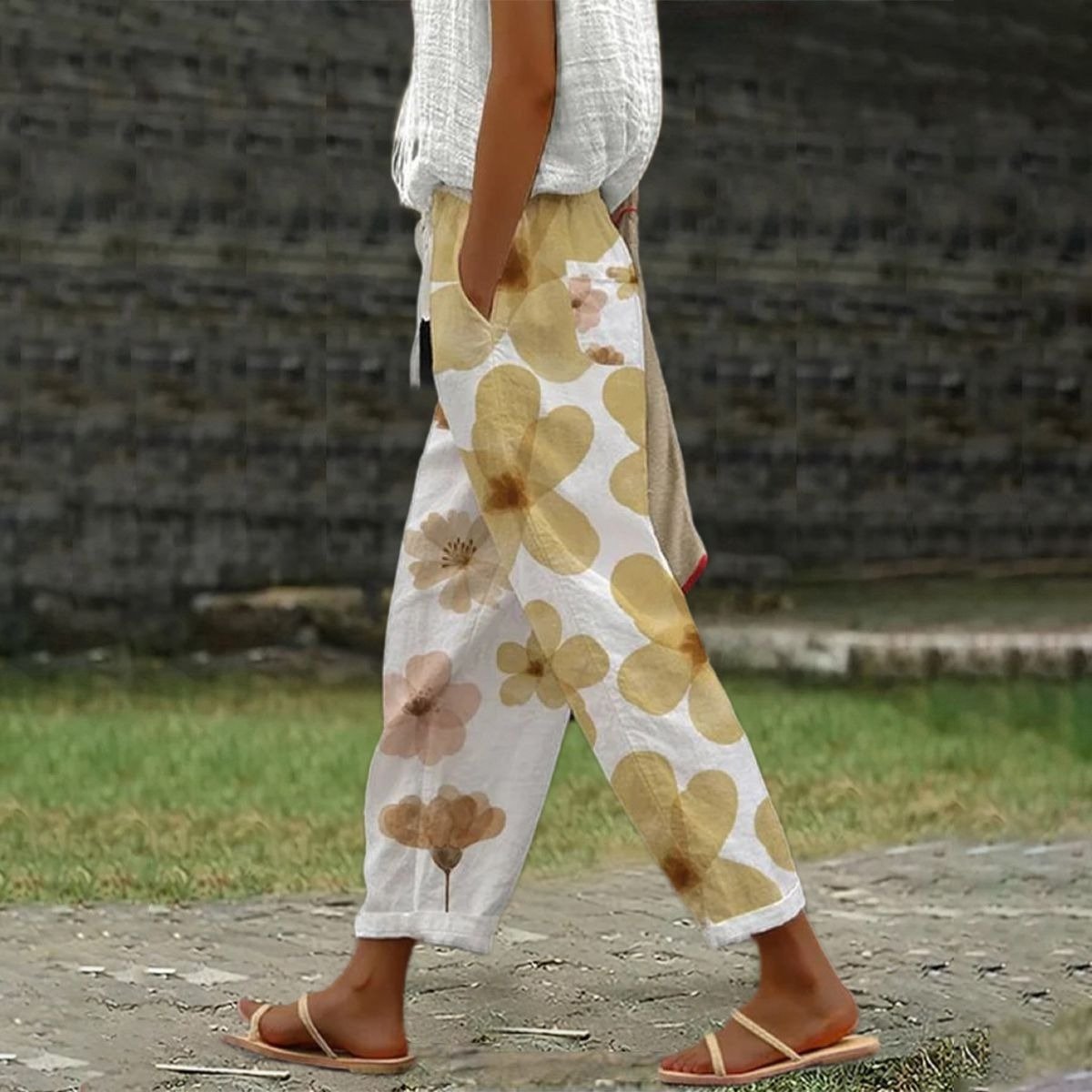 Classy Floral Print Side Pocket Pants