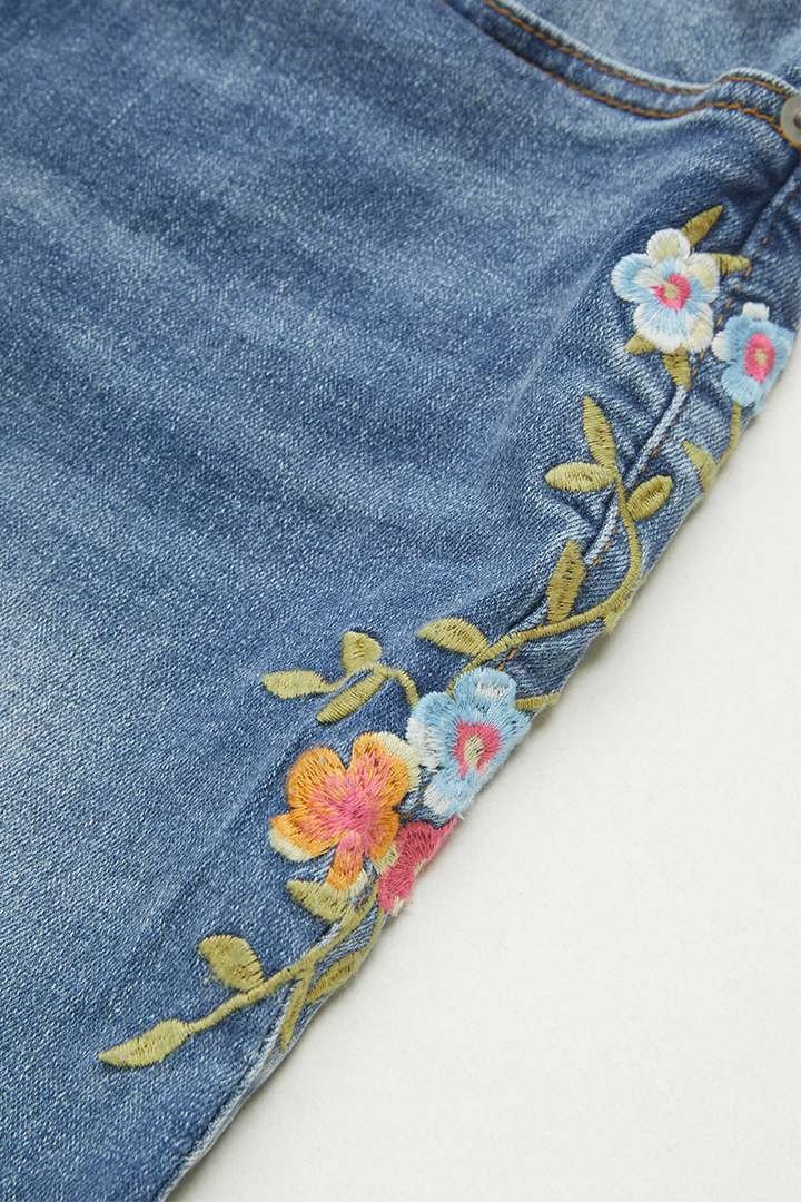 Wash Floral Embroidery Side Mid Rise Bootcut Jeans