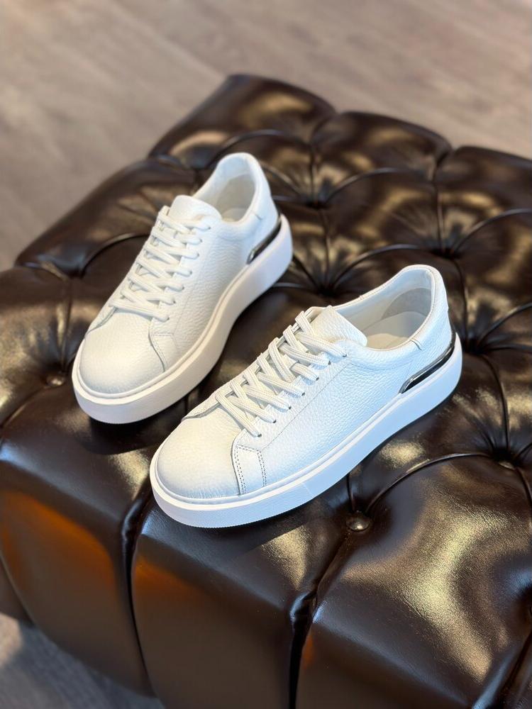 Men's White Casual Shoes